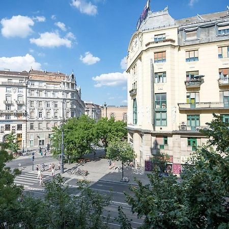 Bpr The Golden Astoria With Balcony And A/C Apartment Budapest Ngoại thất bức ảnh