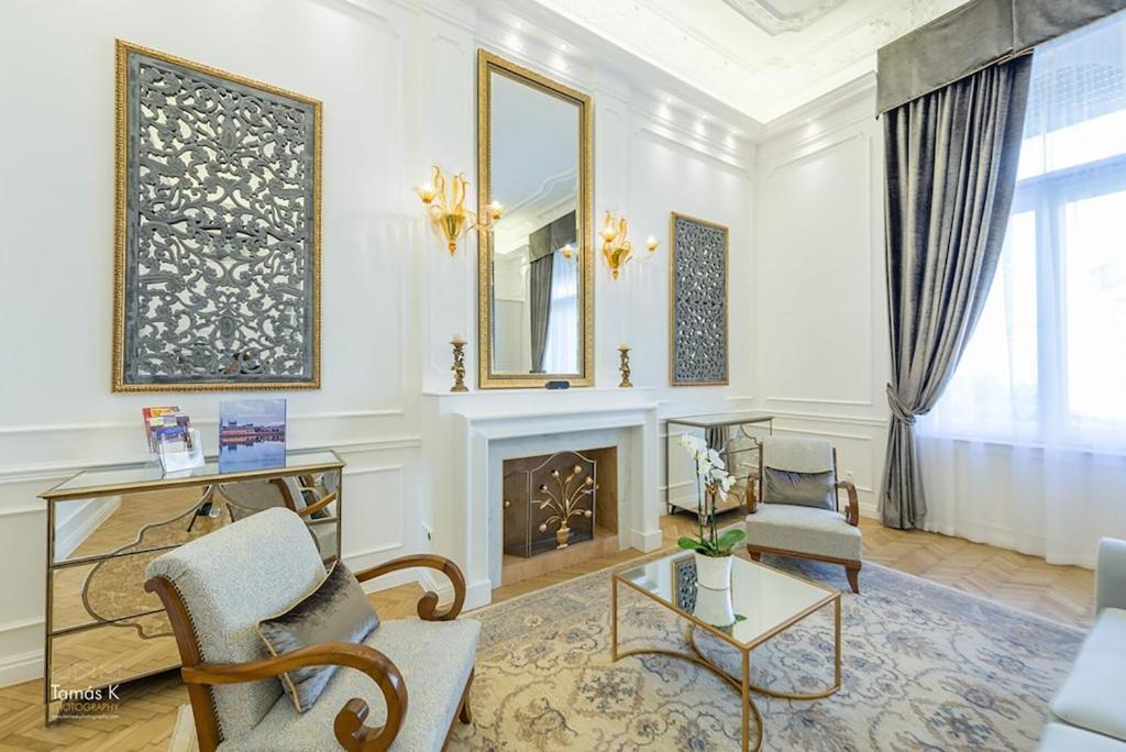 Bpr The Golden Astoria With Balcony And A/C Apartment Budapest Ngoại thất bức ảnh