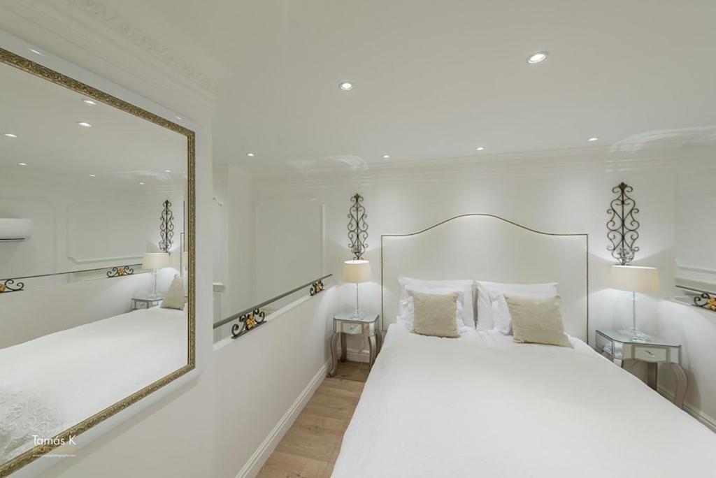 Bpr The Golden Astoria With Balcony And A/C Apartment Budapest Ngoại thất bức ảnh
